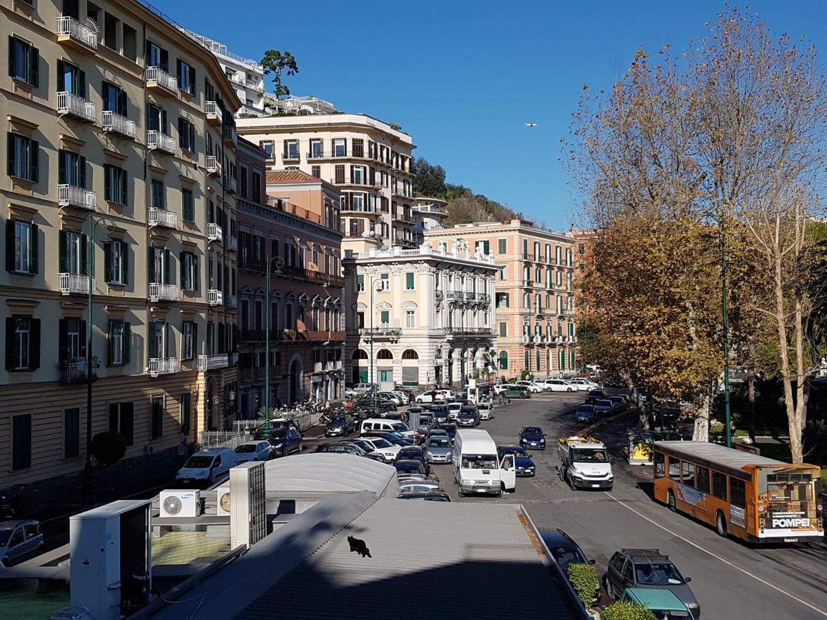 Napoli Lungomare Caracciolo Mon Amour Kültér fotó