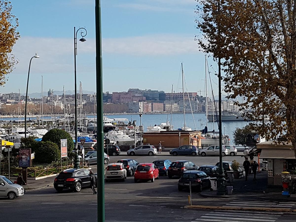 Napoli Lungomare Caracciolo Mon Amour Kültér fotó