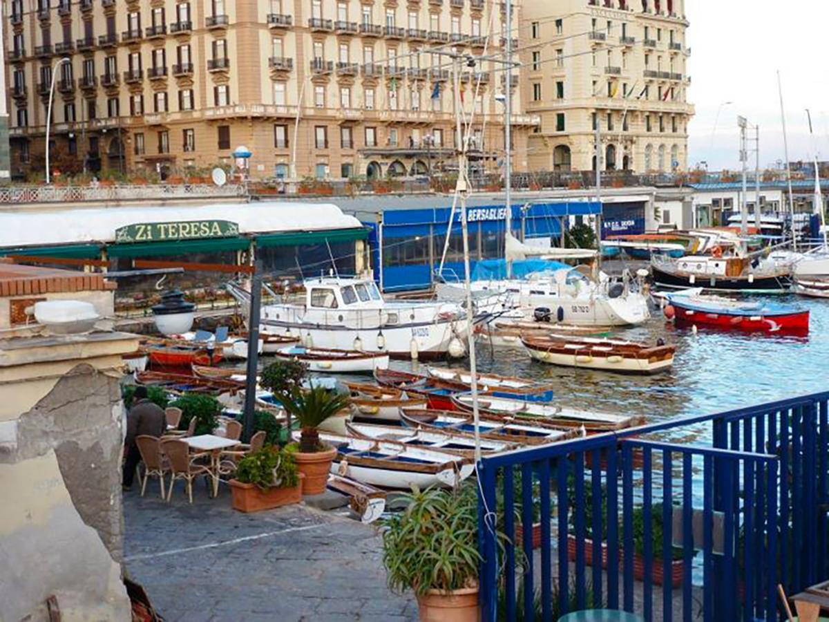 Napoli Lungomare Caracciolo Mon Amour Kültér fotó